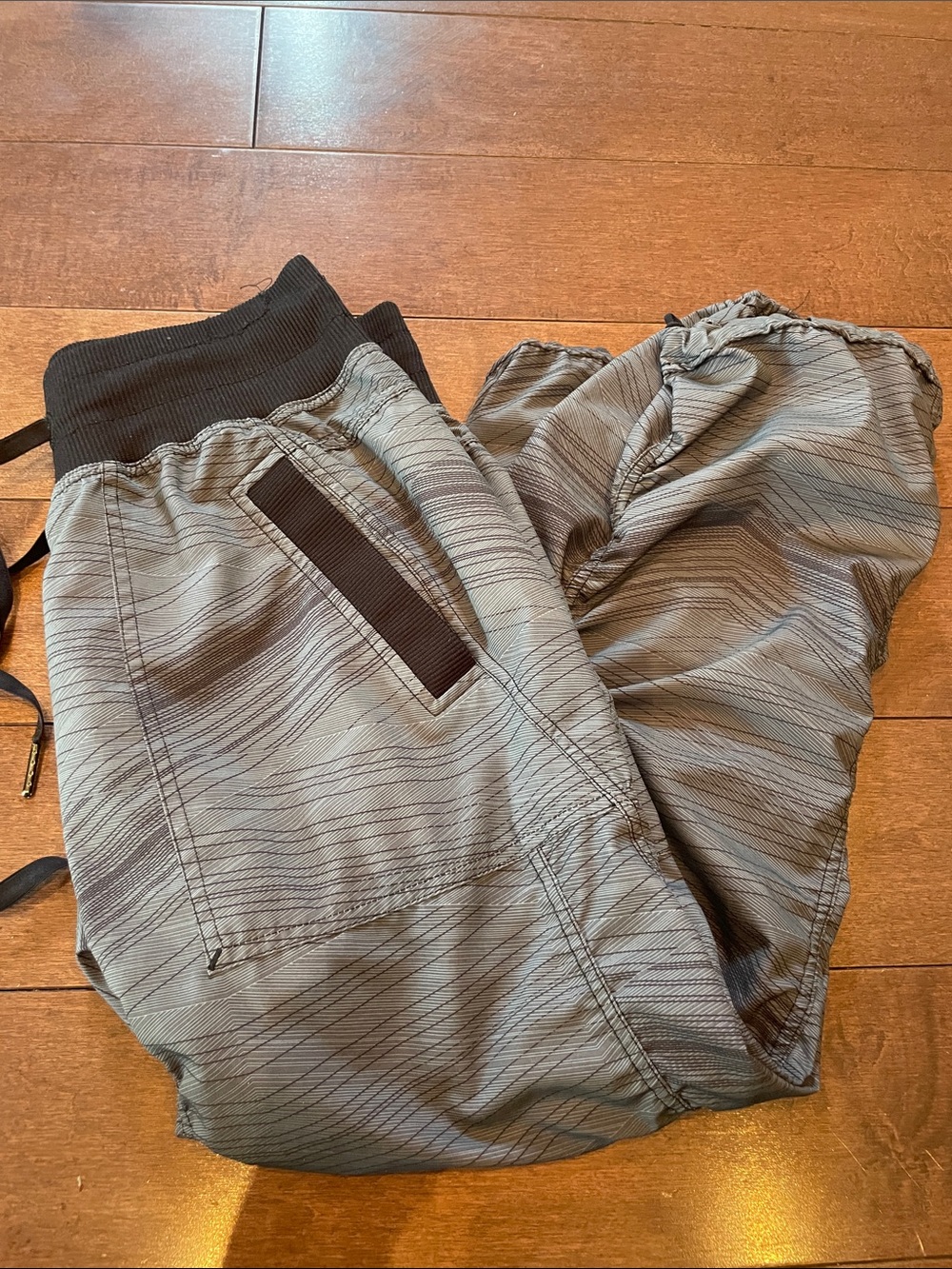 Kyodan Gray Patterned Drawstring Joggers - Picture 7 of 9